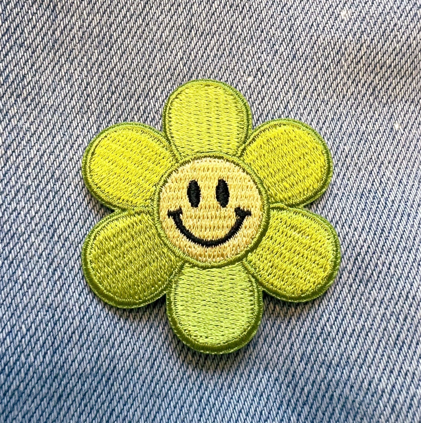 Grønn Smilende Blomst Strykemerke