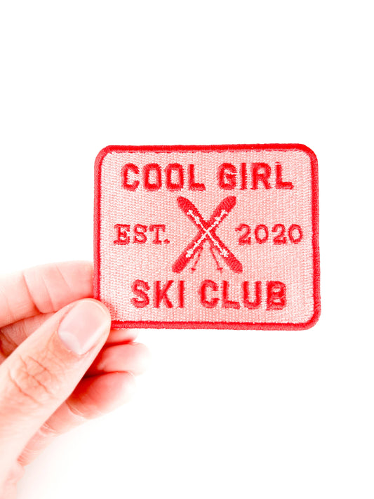 Cool Girl Ski Club Brodert Strykemerke