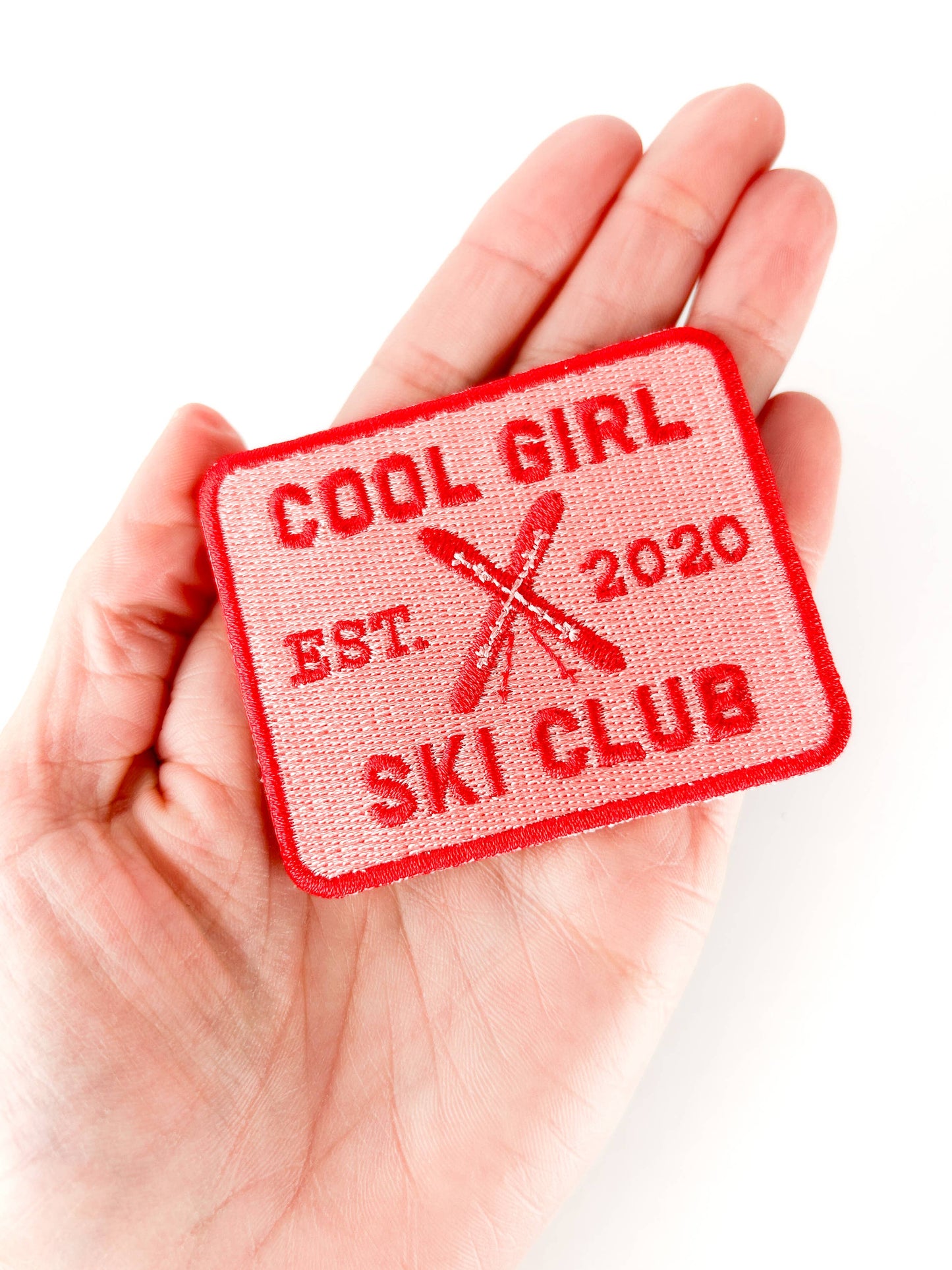 Cool Girl Ski Club Brodert Strykemerke