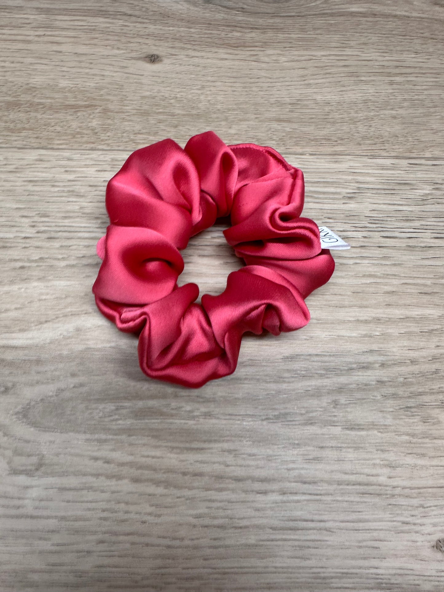 Rosa sateng hårstrikk