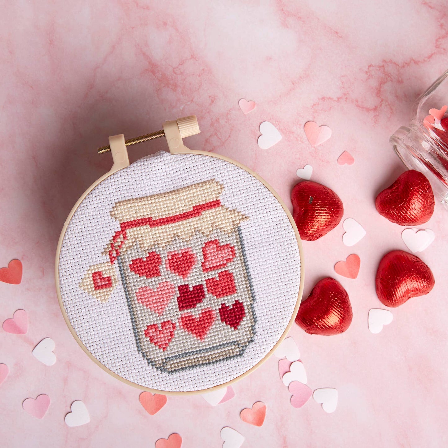 Jar Of Hearts - Korssting Broderisett