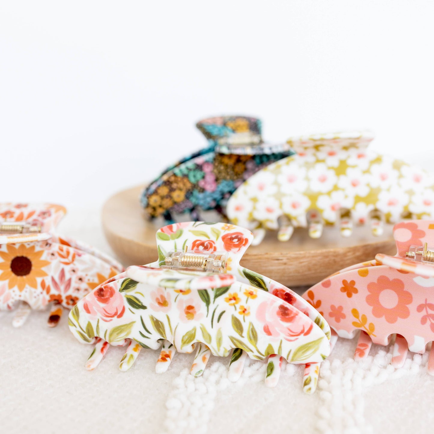 Black Floral Hårklype