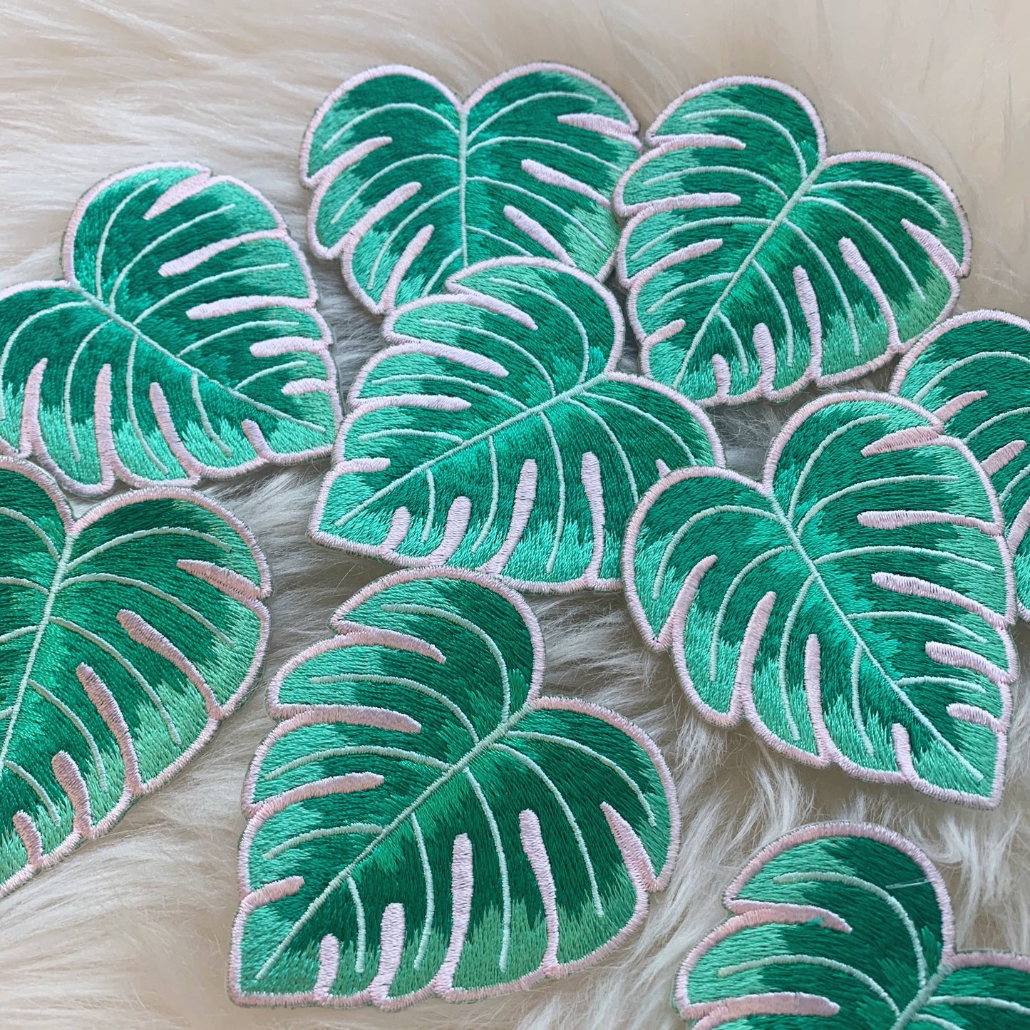 Monstera Brodert Strykemerke